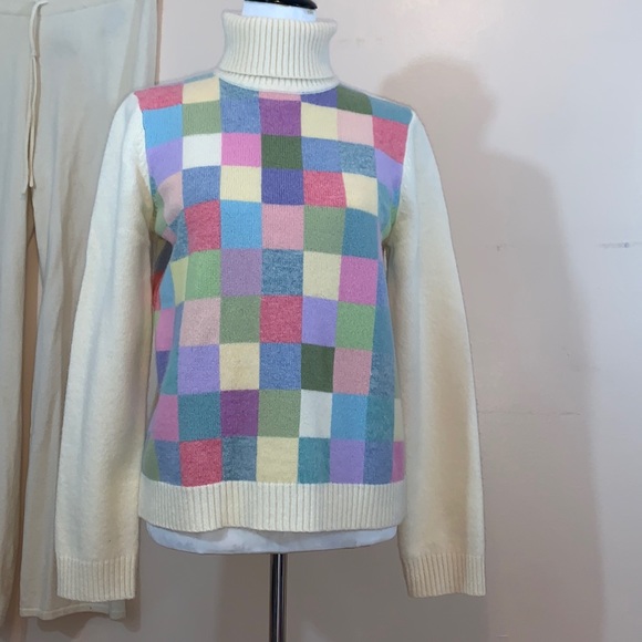 Jones New York Vintage Lambswool Turtleneck Sweater - Picture 2 of 8